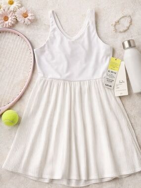 All in Motion White Pleated Active Dress w Shorts Lined Cups Girls L 10/12 NWT